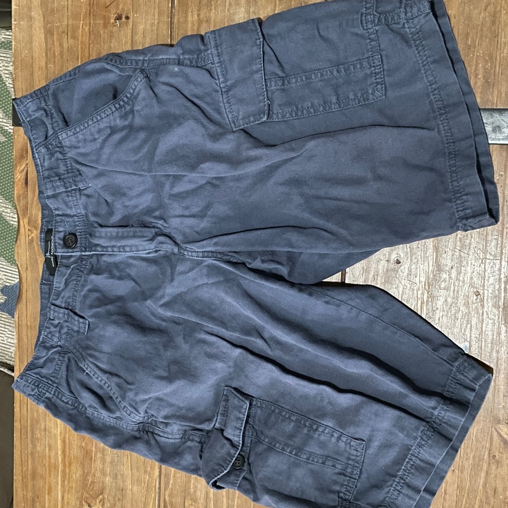 Marc Anthony navy cargo shorts size 30
